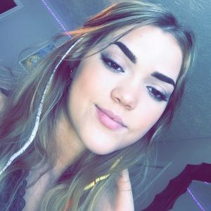 Meet your Posher, Cierra